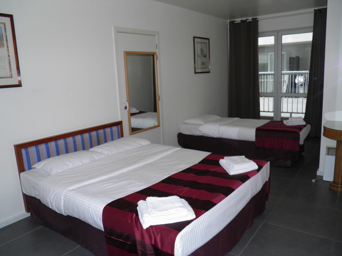 Holidays Apart-Hotel Anderlecht Eksteriør bilde